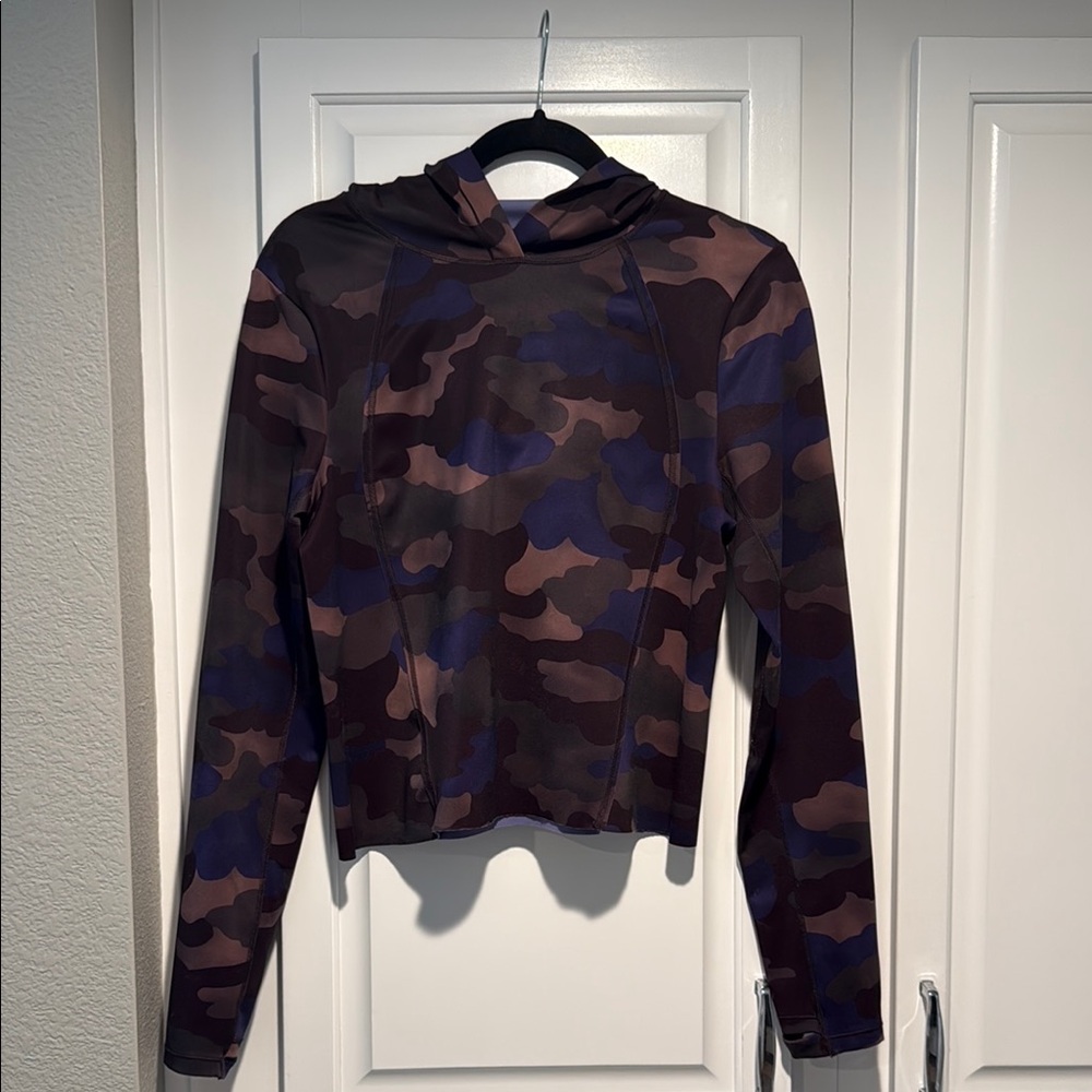 Athleta Fitted Blue and Brown Hoodie